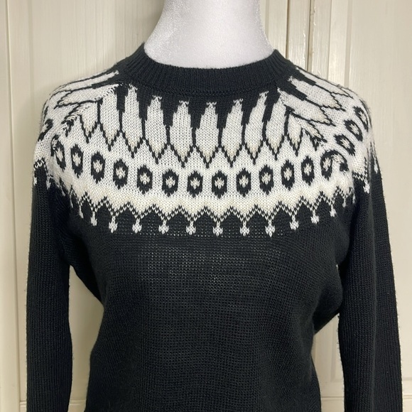Neiman Marcus Womens Faux Fur Fair Isle Cable-Knit Sweater Black Size Small - Picture 2 of 12